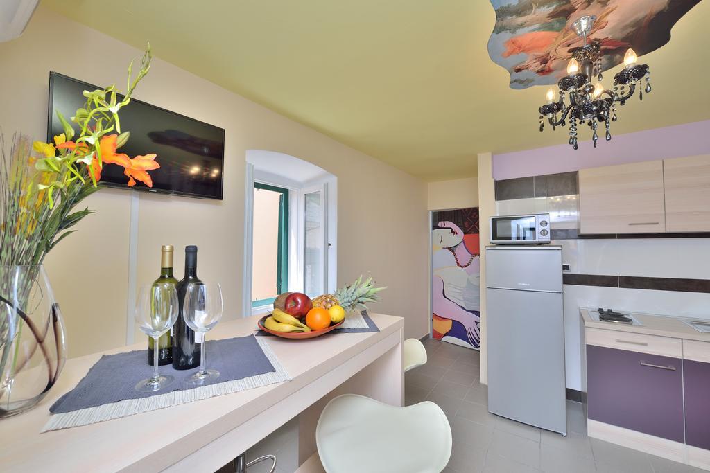 Apartments Carpe Diem Novigrad  Quarto foto